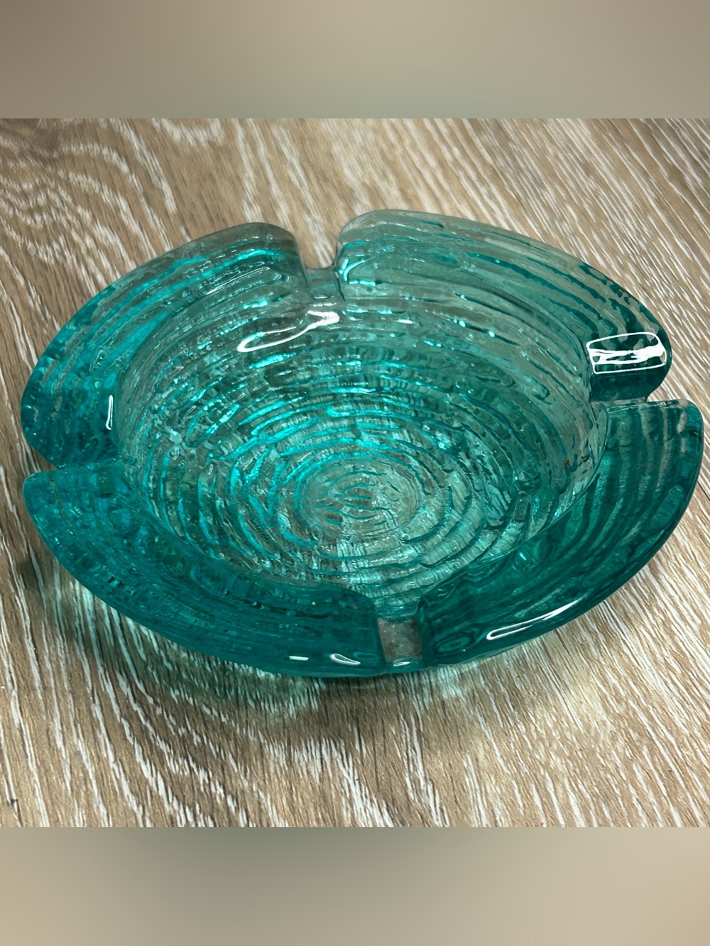 Vintage MCM Teal Aqua Heavy Glass Ashtray Catchall Trinket Dish Ripple Bark 4.5” - Picture 4 of 9